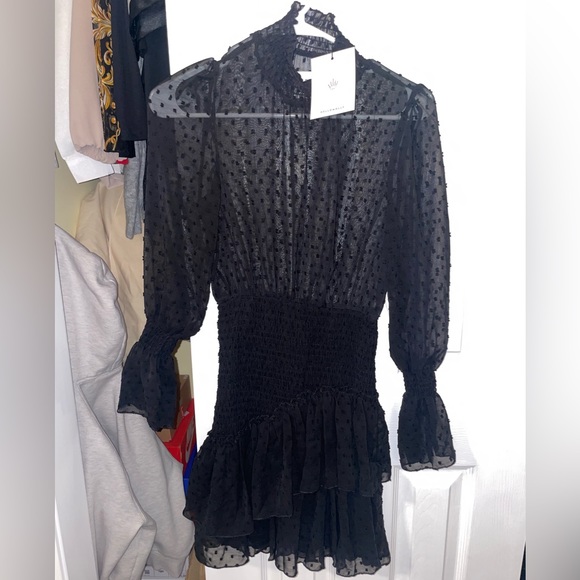 Hello Molly Dresses & Skirts - Super cute brand new dress. Nothing wrong I just don’t like how it looks on me
